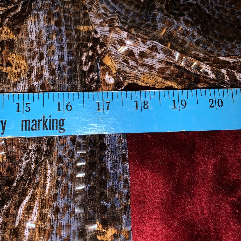 Used women’s ruby rd. Jacket - Picture 6 of 11